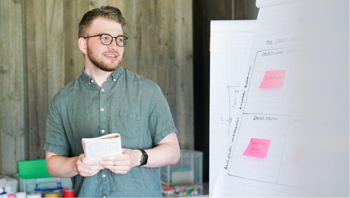 Fokus auf Teilnehmer während eines Seminars